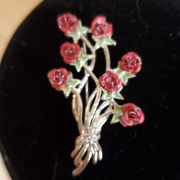 Vintage Seven Rose Brooch - Picture 1 of 4